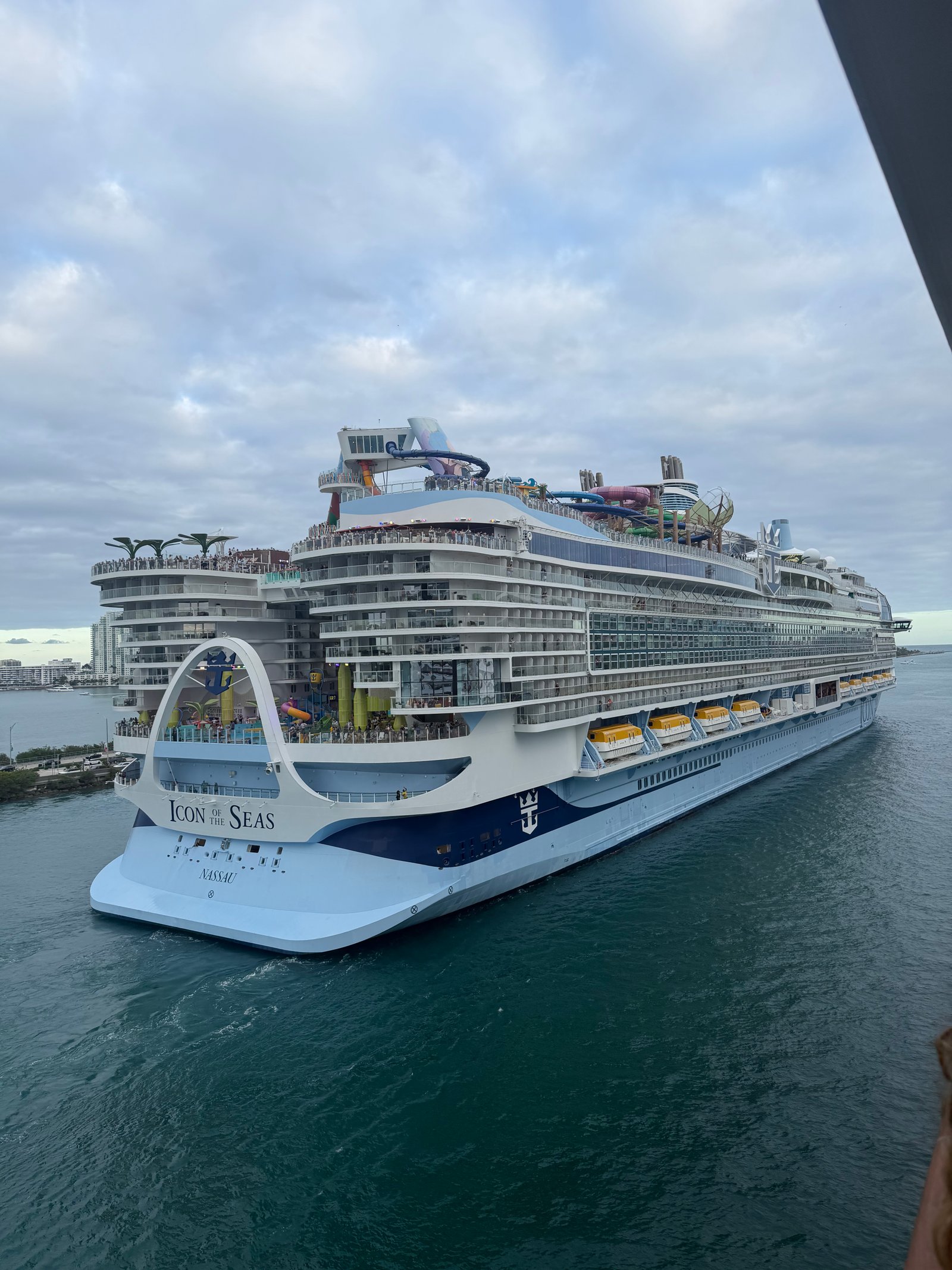 Icon of the Seas cruise ship departing Nassau, Bahamas.